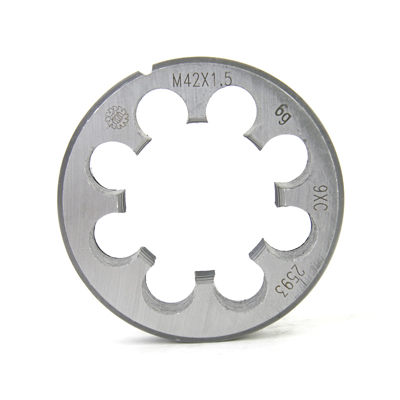 Плашка М 42 х1.5 9ХС
